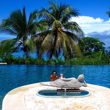 Lagunavista Villas Carate Ngoại thất bức ảnh
