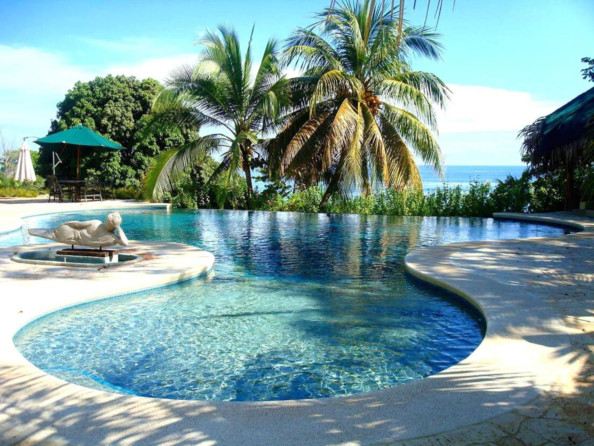 Lagunavista Villas Carate Ngoại thất bức ảnh