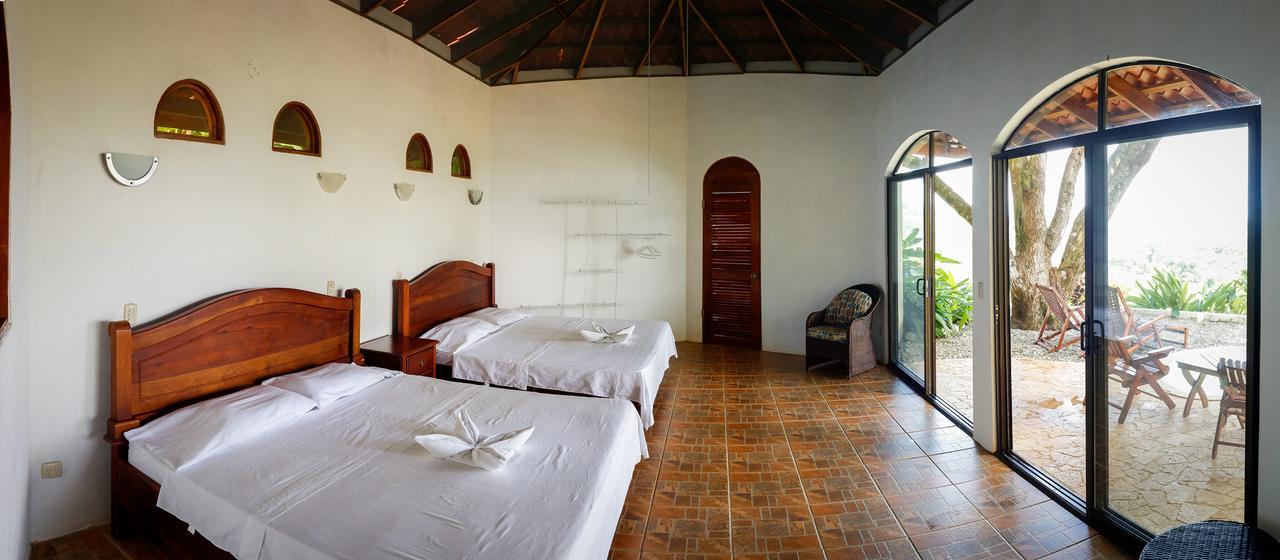 Lagunavista Villas Carate Ngoại thất bức ảnh
